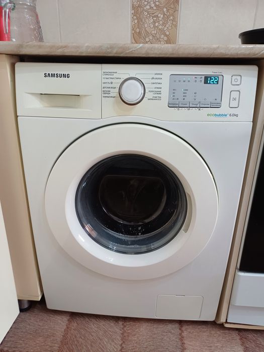 Продам стиральную машинку