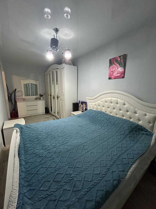 Продам трехкомнатную квартиру