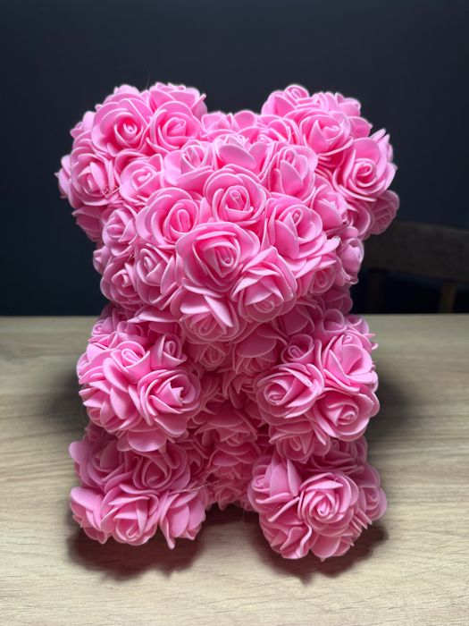 Ръчно изработено мече от рози