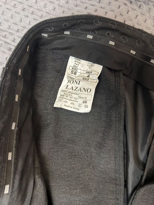 Продам костюм классика