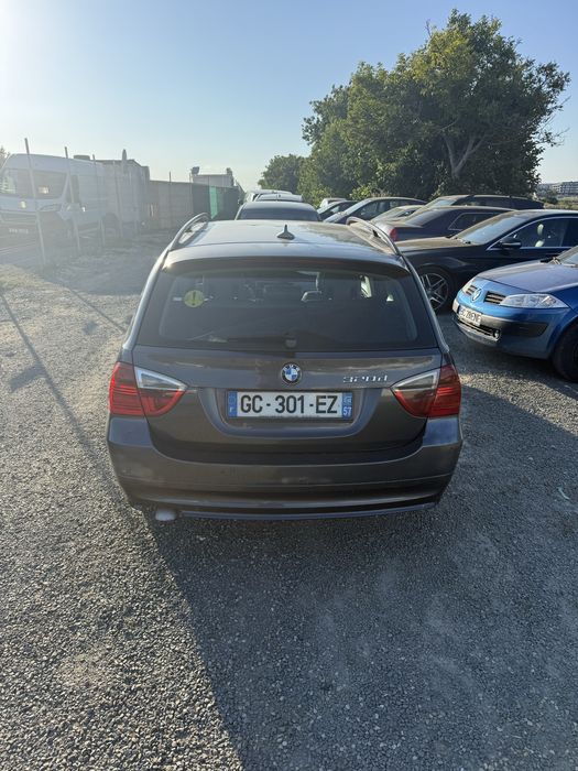 Bmw 320 D Adus franta