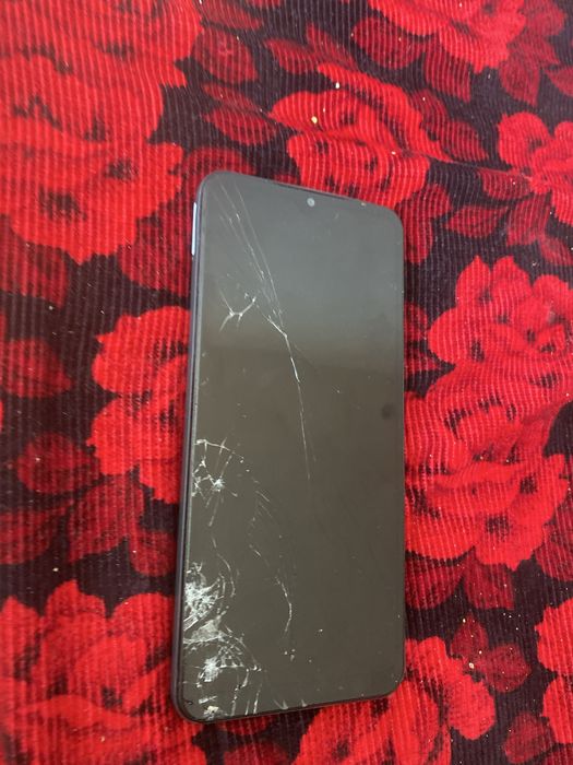 Продам Samsung Galaxy A13 64GB