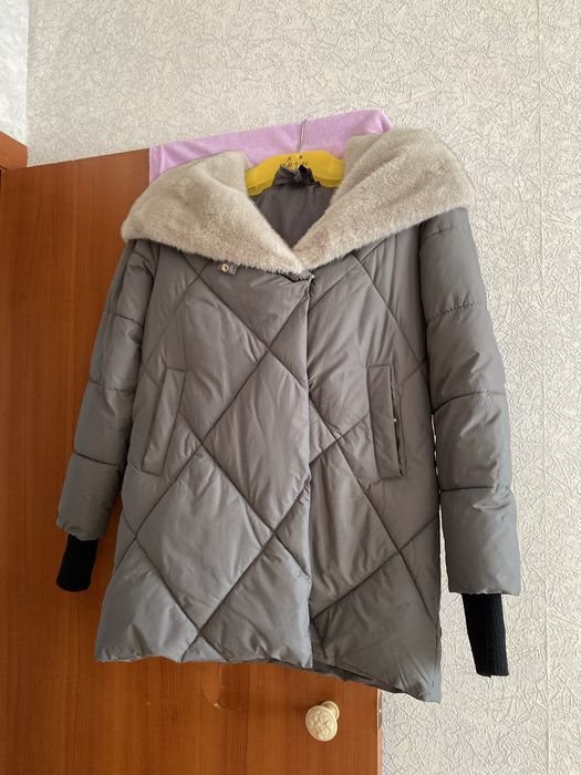 Продам зимнюю куртку