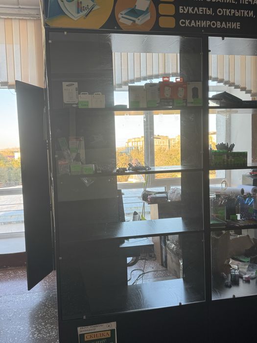 Витрина в отличном состоянии