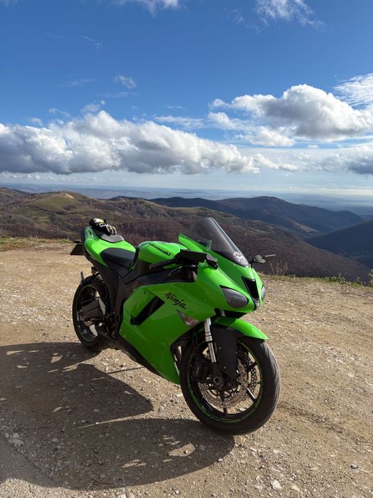 Vând Kawasaki ZX6R 2007