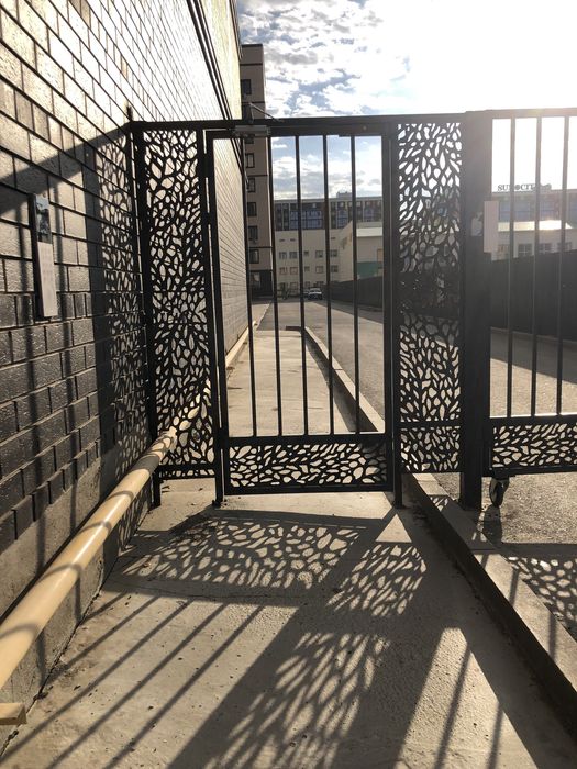 Продам двух комнатную квартиру