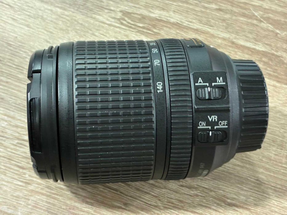 Обектив Nikon DX VR