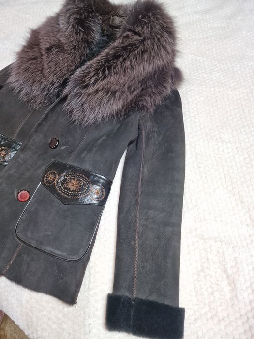 Палто с естествен косъм от лисица