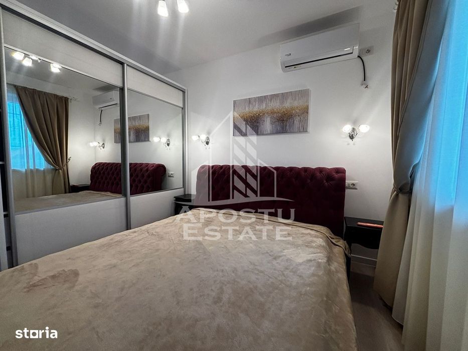 Apartament cu 3 camere,loc de parcare, prima inchiriere, Dumbravita