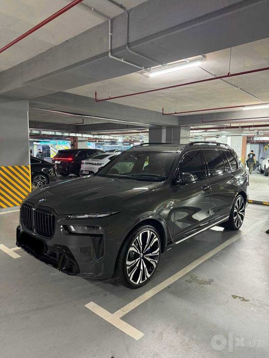 Продам BMW Х7 xDrive40i FULL в идеальном состоянии