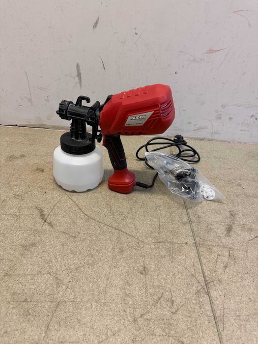 Пистолет за боя 650W ø2.5mm 800ml компр./Пистолет за боя 550W
