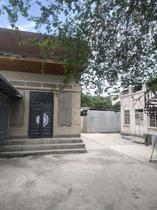 Продается здание в центре города