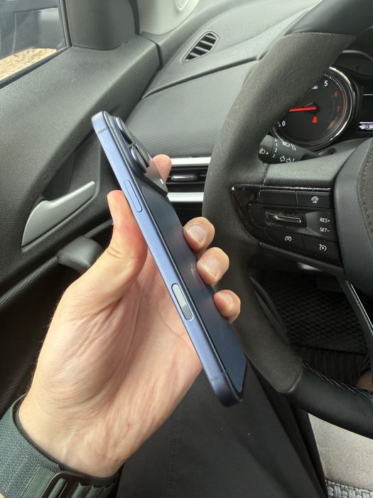 Iphone 17 pro max 256 gb sim +esim 7 sikl