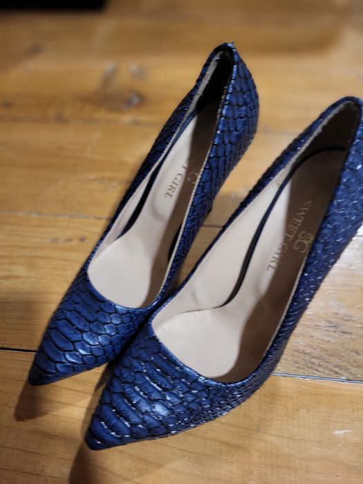 Pantofi din piele nr 38