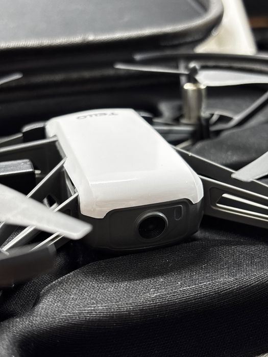 Дрон/Квадрокоптер Dji Tello