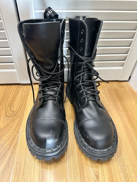 Bocanci Militari Invader