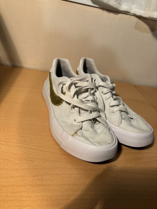 Оригинални обувки Nike