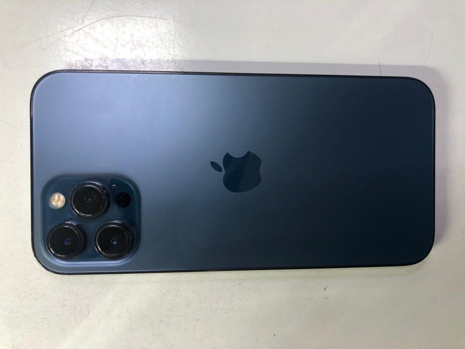 Айфон 12 про макс память 256гб