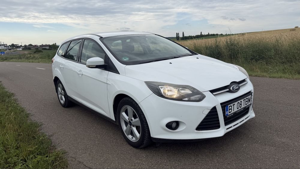 FORD Focus 2013 — imagine 4