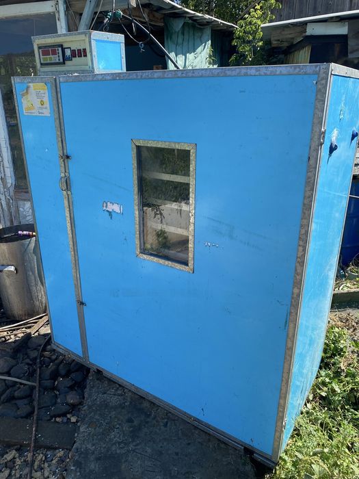 Продам инкубатор