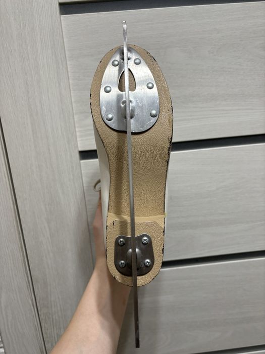 Коньки фигурные Head