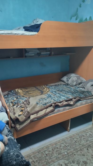 Продам кровать трёх местную