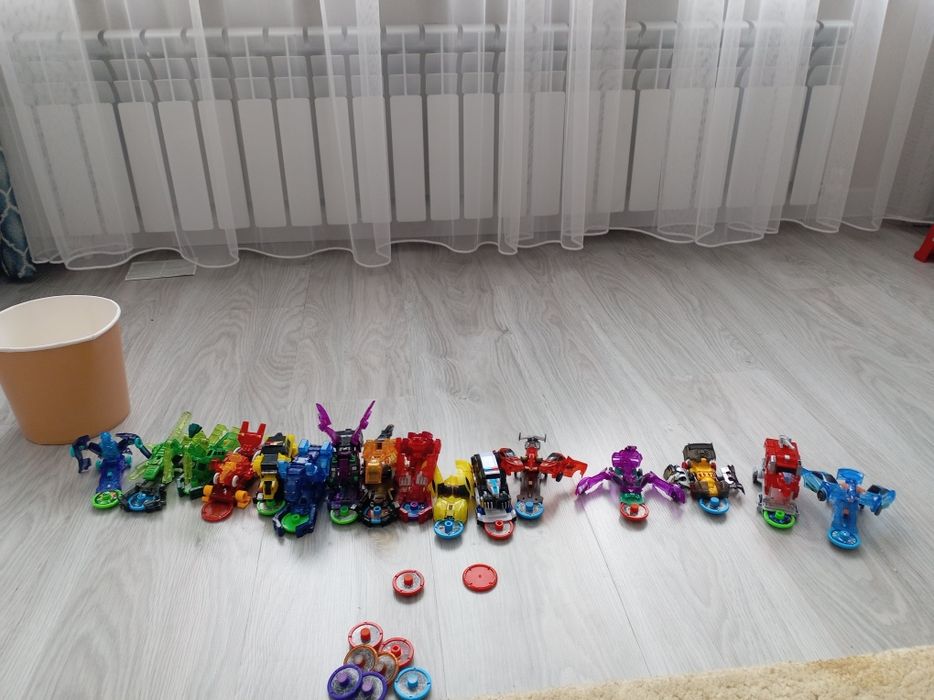 Машинки  > идеальные игрушки трансформеры