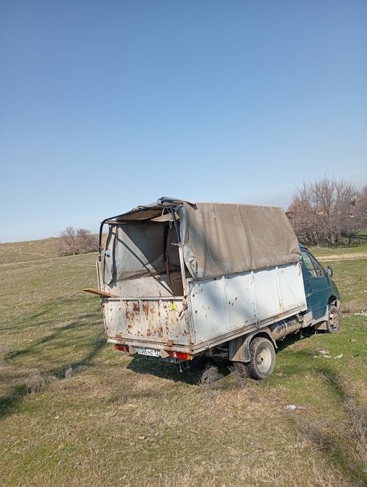 Продам срочно газель бортовой