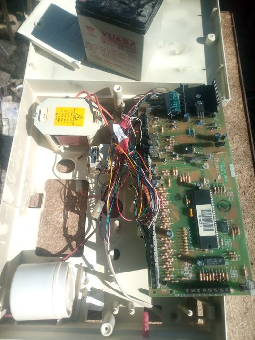 Sistem alarma cu 3senzori