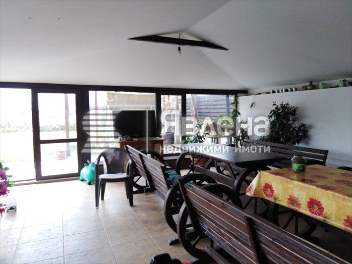 Продава се Промишлена сграда в с. Змейово, Област Стара Загора - 850 кв.м за 389 €/кв.м - Снимка #9