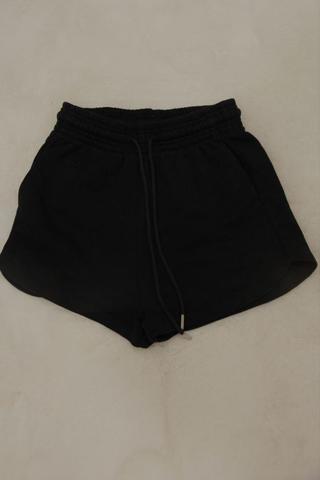 Продам вещи разгружаю гардероб