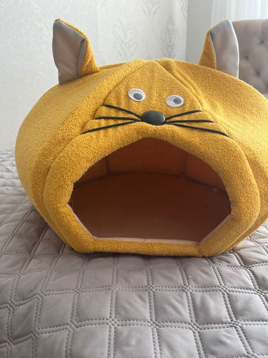 Продам домик для котенка