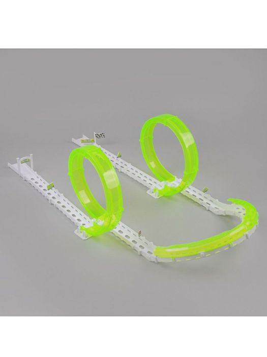 Гоночный трек с машинкой