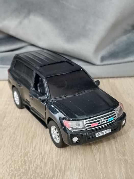 Машинки игрушки для детей