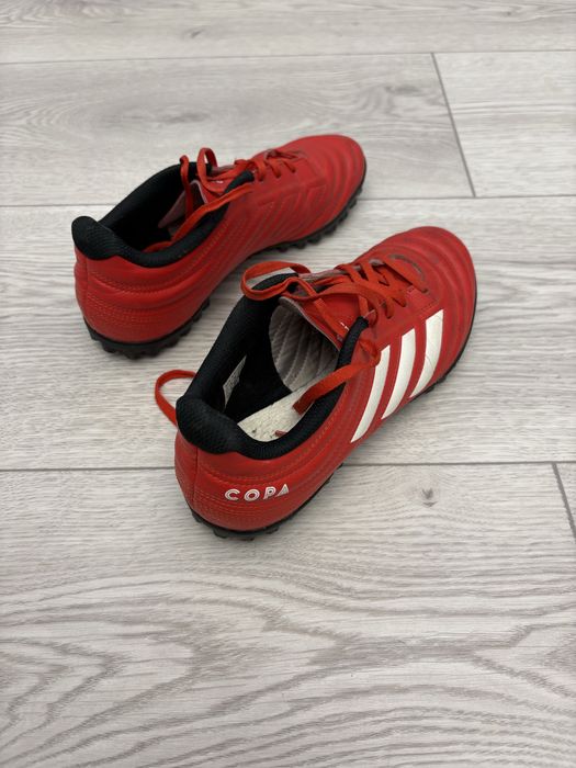 Футболни маратонки adidas