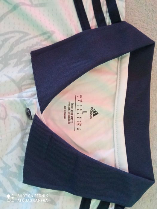 чистонови тениски адидас