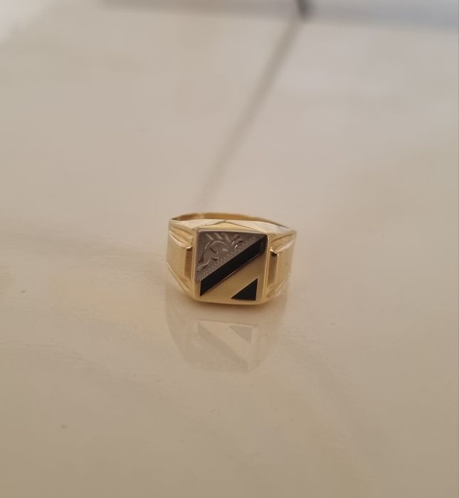 Мъжки златен пръстен