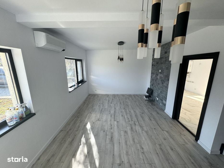 525 mp teren! PLACA si peste etaj! Incalz in pard!Vila 4 camere,Breazu