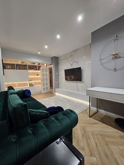 Proprietar PF - vand apartament 3 camere, 100 mp, Royal Town