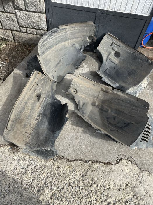 Предни подкалници Mercedes R class W251 / Мерцедес Р класа В251