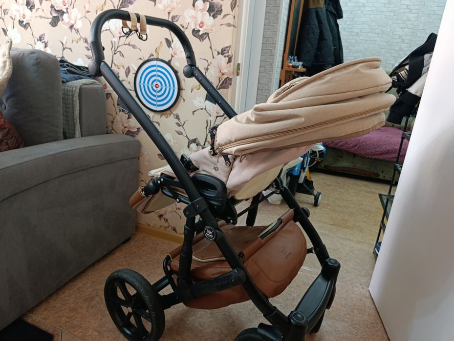 Продам детскую коляску