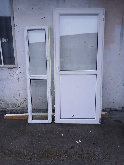 Продам пластиковые дверь 2*85