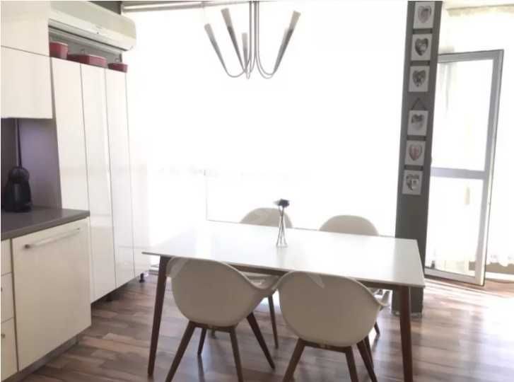 Продава се Тристаен апартамент в Пловдив, Гагарин - 105 кв.м за 1524 €/кв.м - Снимка #1