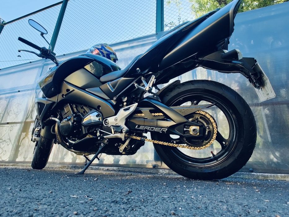 Suzuki B-king мотоцикл