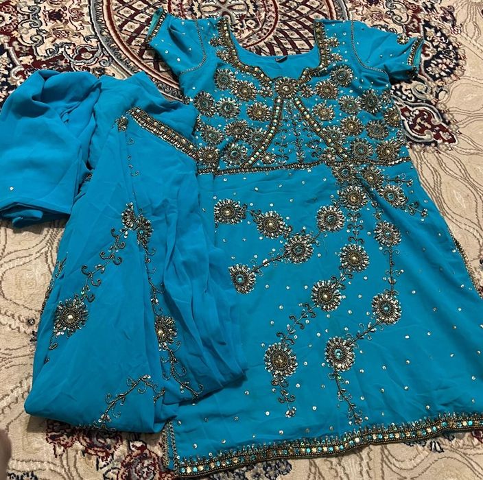 Индийские платье красивые новые