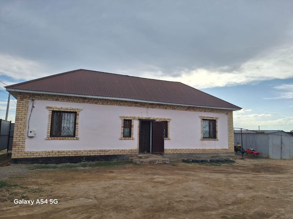 3 бөлмелі үй сатылады