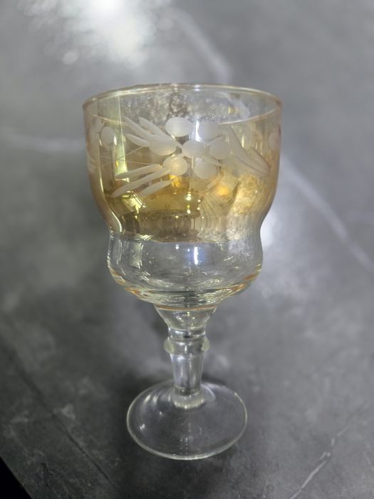 Продается рюмка фужер в отличном состоянии 5 штук