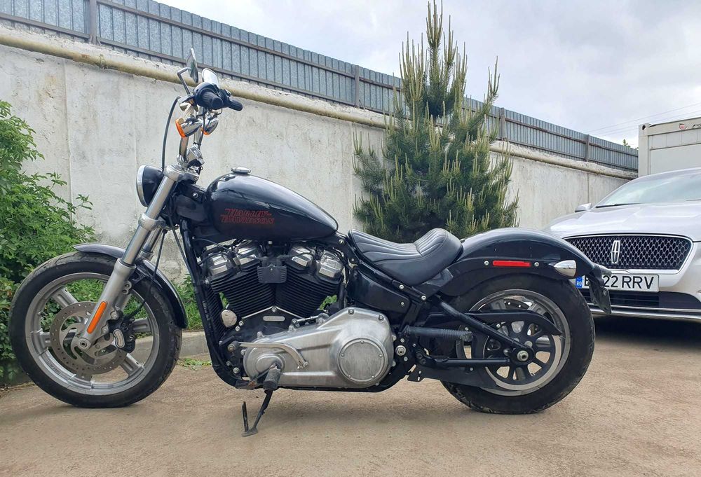 Harley Davidson FXST Softail standard, Motor 1745 cc, 87 cp, an 2023