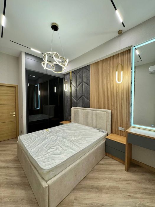 Метро Ойбек-Новостройка! Сдается новая студия в самом центре города!