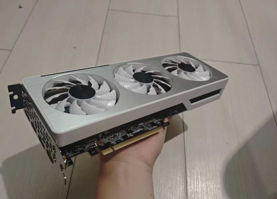Видеокарта RTX 3060 Ti